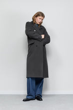 Afbeelding in Gallery-weergave laden, Closed Wool Coat
