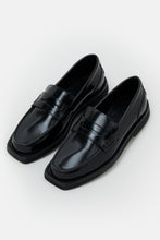 Afbeelding in Gallery-weergave laden, Closed loafers
